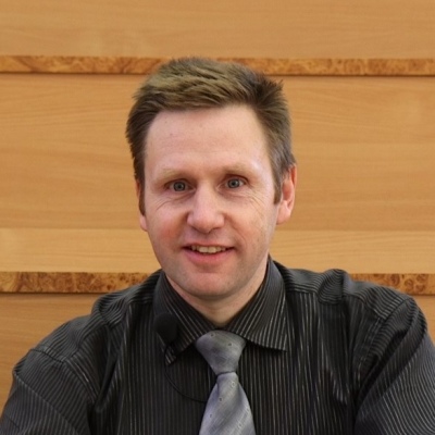 автор курсов